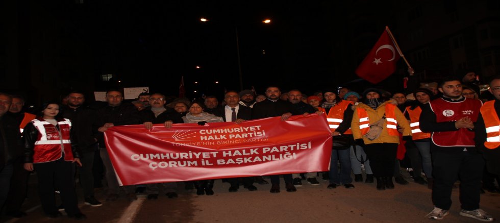 DEMOKRASİ MİTİNGİ BU AKŞAM