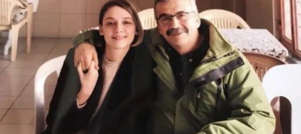 Yoğun Bakımda Olan Sırrı Süreyya Önder’in Kızı: Diren baba!